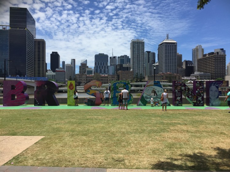 Brisbane letreiro colorido